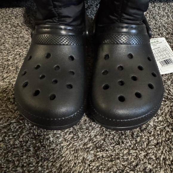 NEW NWT Crocs Classic Lined Neo Puff Boots 'Black 9 winter snow - Picture 10 of 10